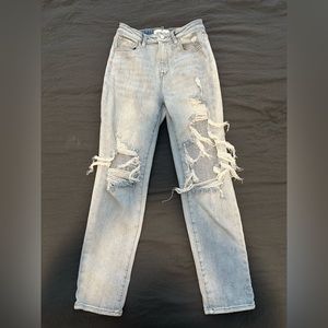 Risen Jeans